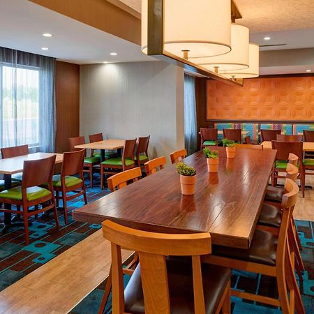Fairfield Inn By Marriott Richmond New Paris Dış mekan fotoğraf