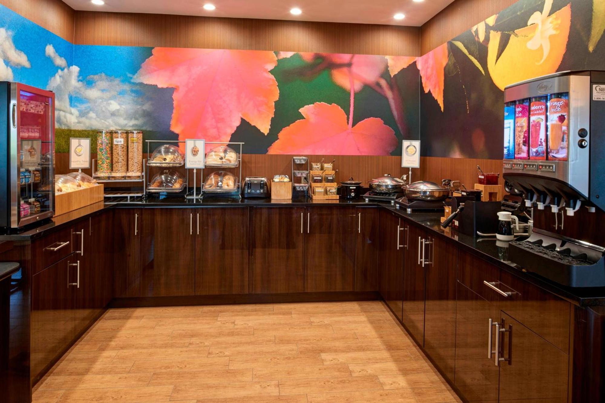 Fairfield Inn By Marriott Richmond New Paris Dış mekan fotoğraf