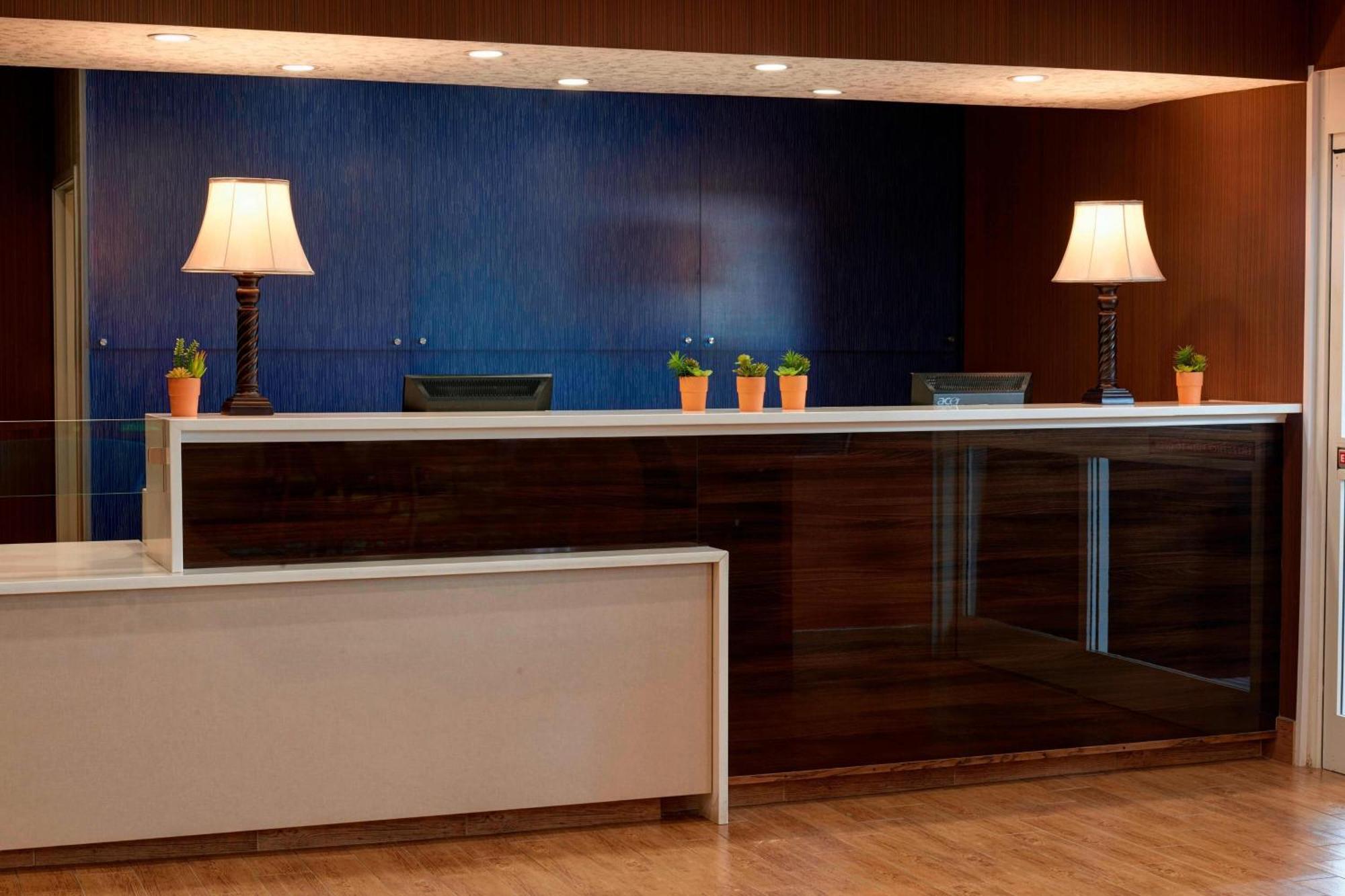 Fairfield Inn By Marriott Richmond New Paris Dış mekan fotoğraf