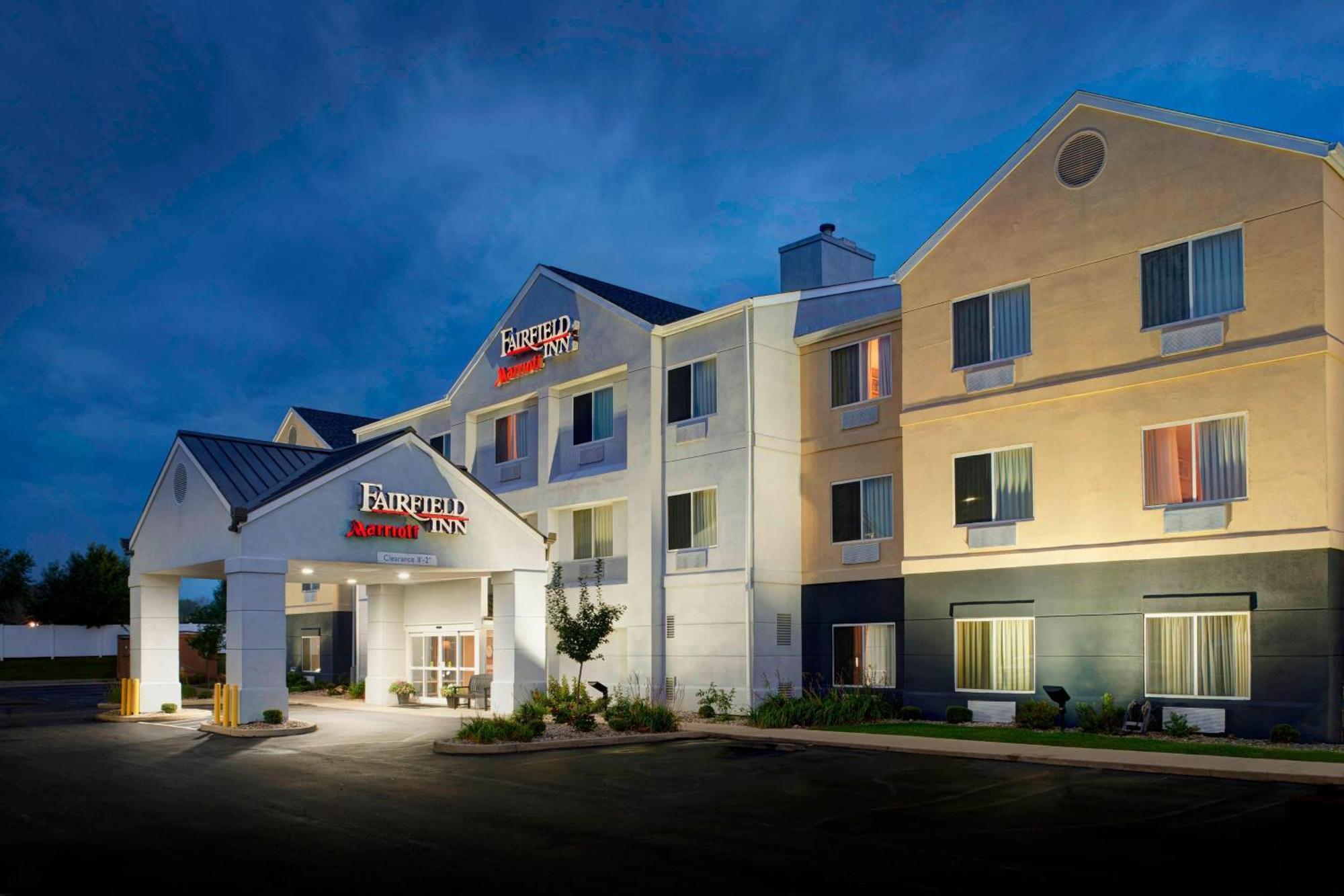 Fairfield Inn By Marriott Richmond New Paris Dış mekan fotoğraf